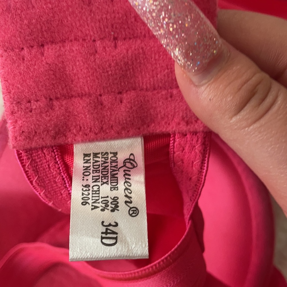 Pink bra - Picture 3 of 3